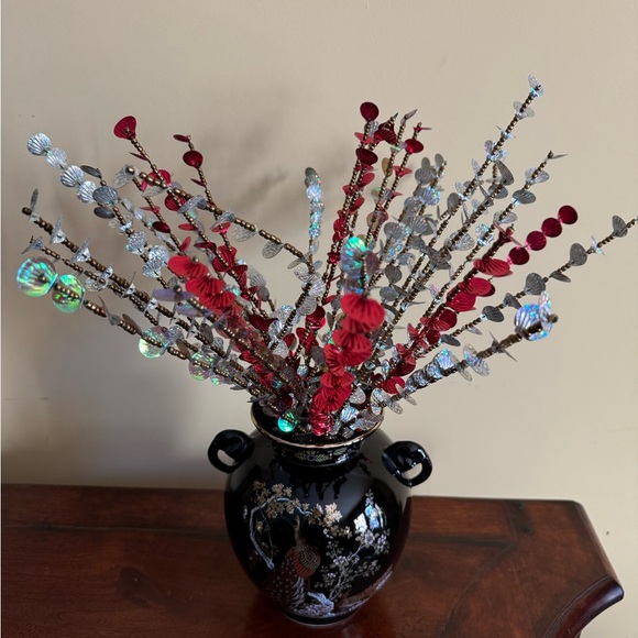 Handmade Flower arrangements - Picture 4 of 5